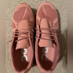 OnCloud Womens Tennis shoes